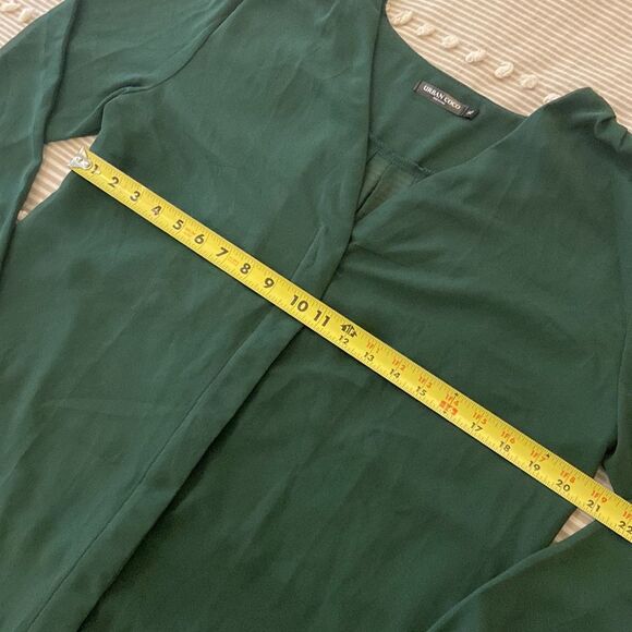 ✨5 for $15✨ Sheer Blouse - Picture 5 of 9